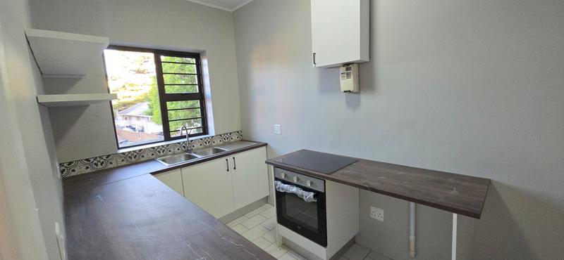 To Let 3 Bedroom Property for Rent in Strand Western Cape